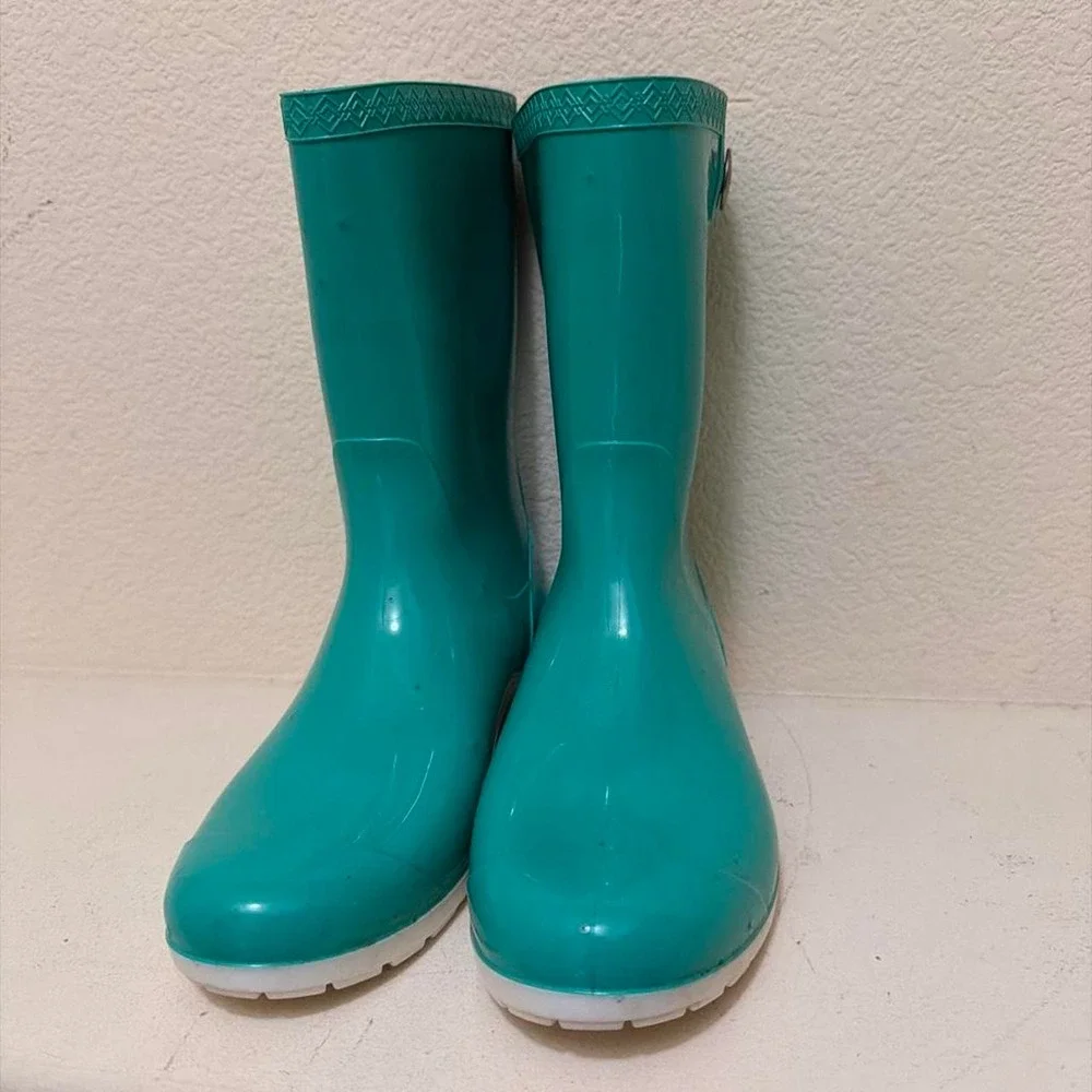 UGG Sienna Boots Waterproof